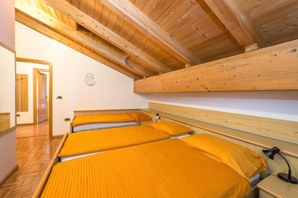 Appartamenti Cèsa Crepa Neigra Canazei Extérieur photo
