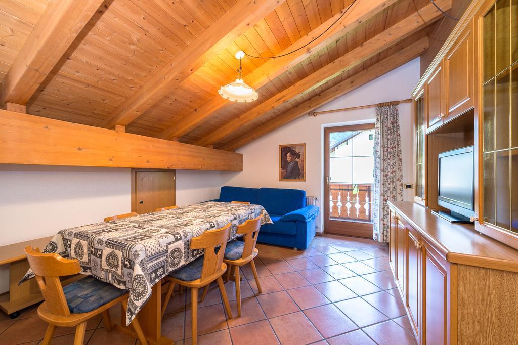 Appartamenti Cèsa Crepa Neigra Canazei Extérieur photo