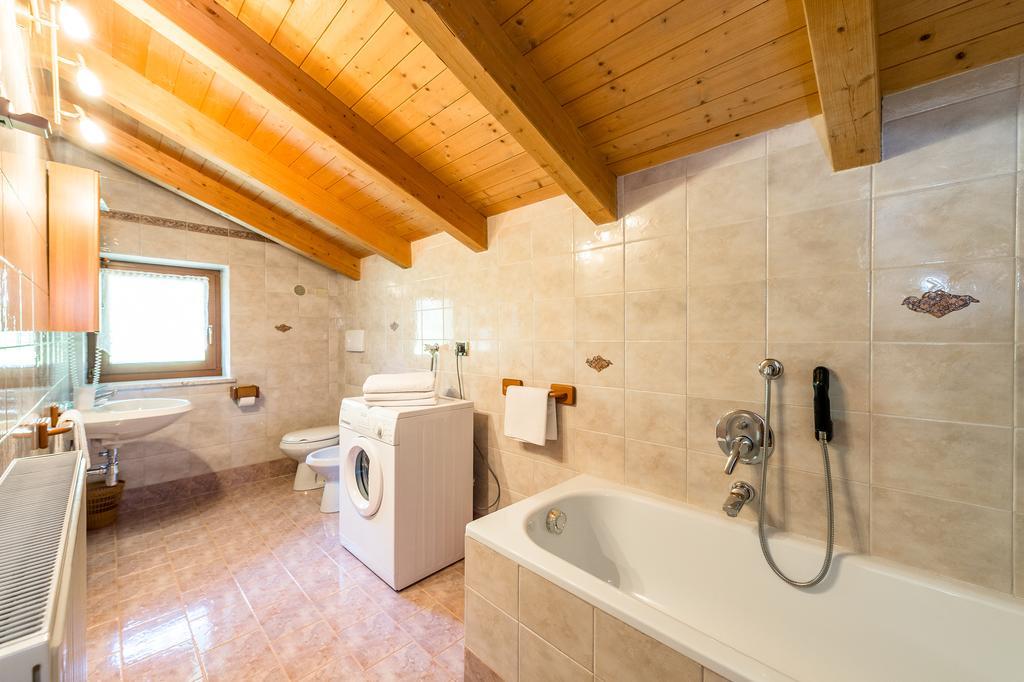 Appartamenti Cèsa Crepa Neigra Canazei Extérieur photo