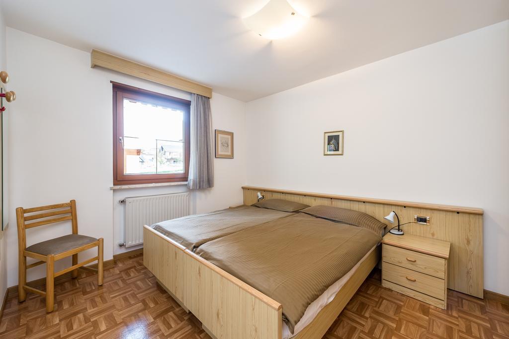 Appartamenti Cèsa Crepa Neigra Canazei Extérieur photo