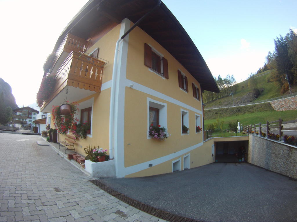 Appartamenti Cèsa Crepa Neigra Canazei Extérieur photo